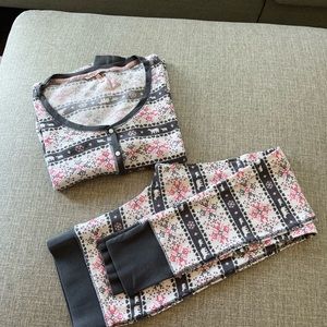 Victoria Secret Thermal Pajamas Small